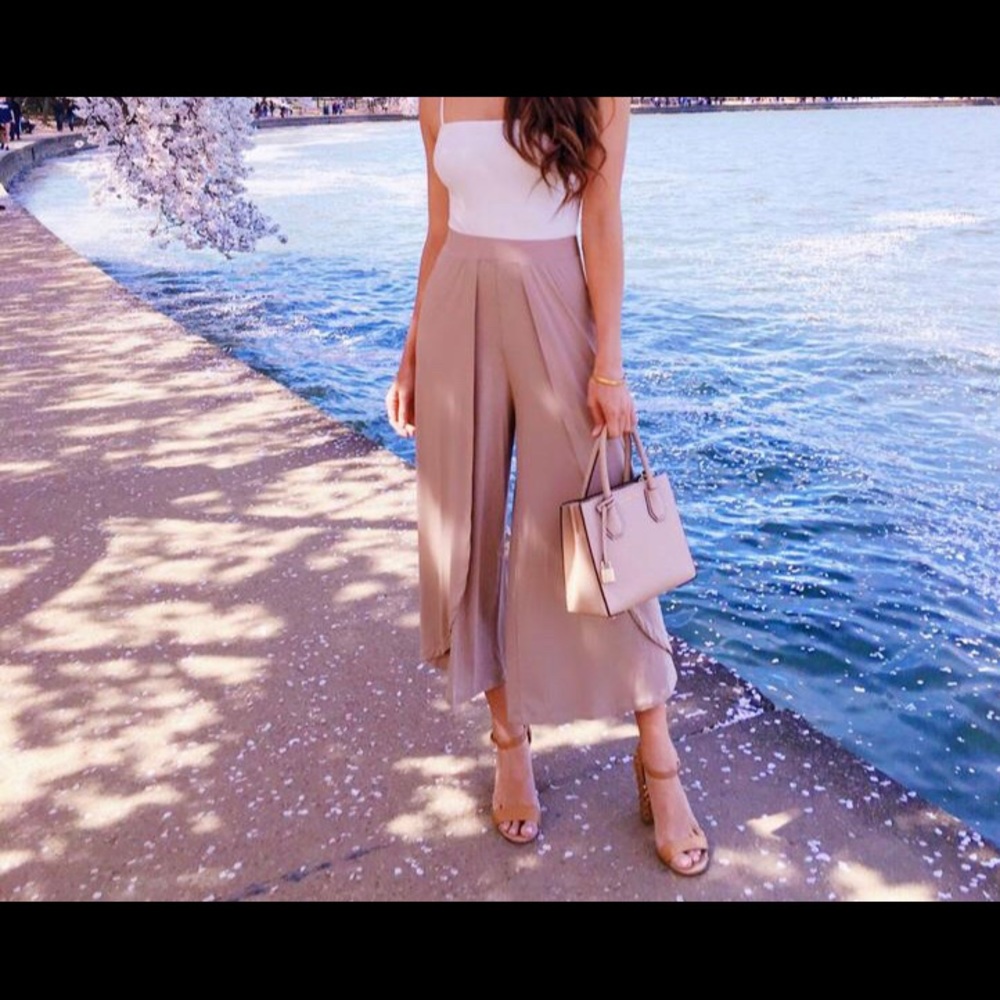 Good Luck Gem tulip hem knit pants- new with tags